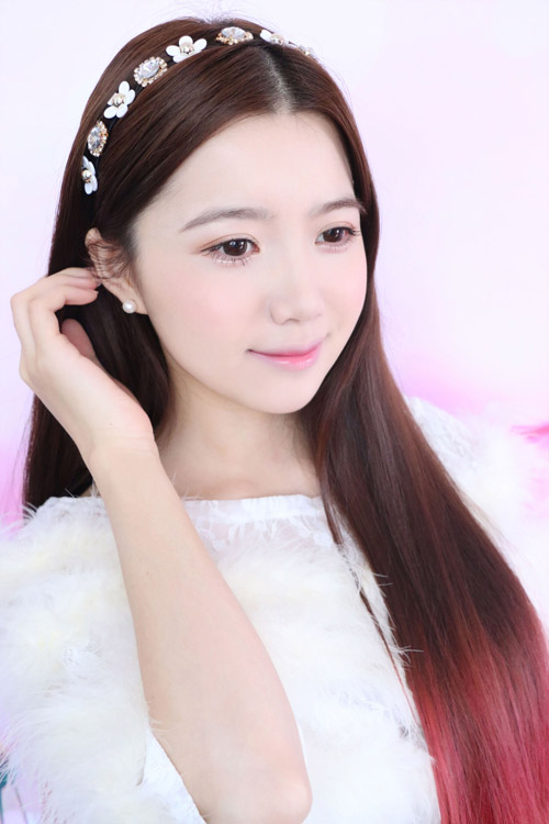 Bí quyết giúp chị em trẻ ra vài tuổi với trang điểm - 10