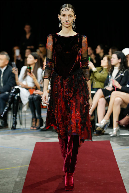 Vẻ đẹp nữ hoàng Anh trong tuyệt phẩm của Givenchy - 3