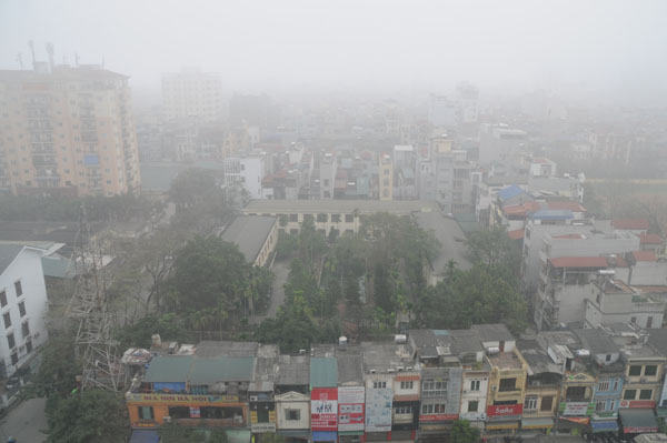 Dân Thủ đô khổ sở vì mưa phùn, nồm ẩm - 1