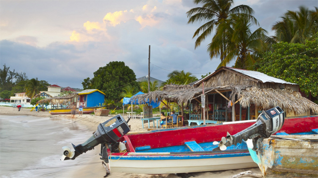 Bãi biển Treasure, Jamaica.
