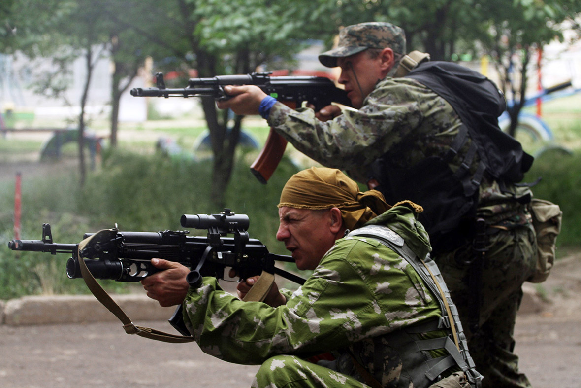 Vũ khí của quân ly khai khiến lính Ukraine khiếp sợ - 1
