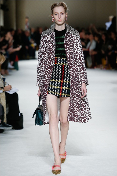 Miu Miu: Mặc những gì bạn thích, miễn là nhân tạo! - 7