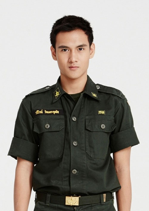 Háo hức với phim ma toàn hotboy - 9