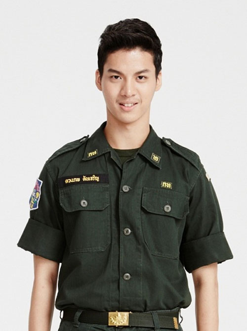 Háo hức với phim ma toàn hotboy - 8