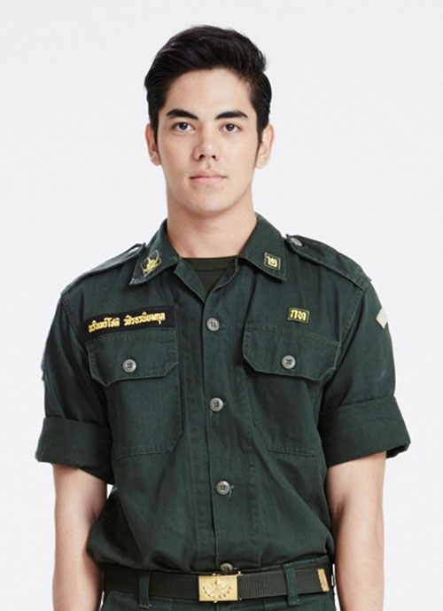 Háo hức với phim ma toàn hotboy - 10