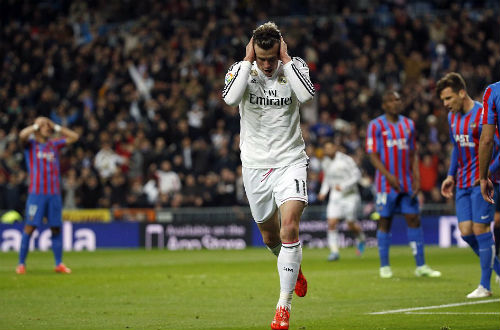 Bịt tai ăn mừng, Bale đáp trả những lời chỉ trích - 1