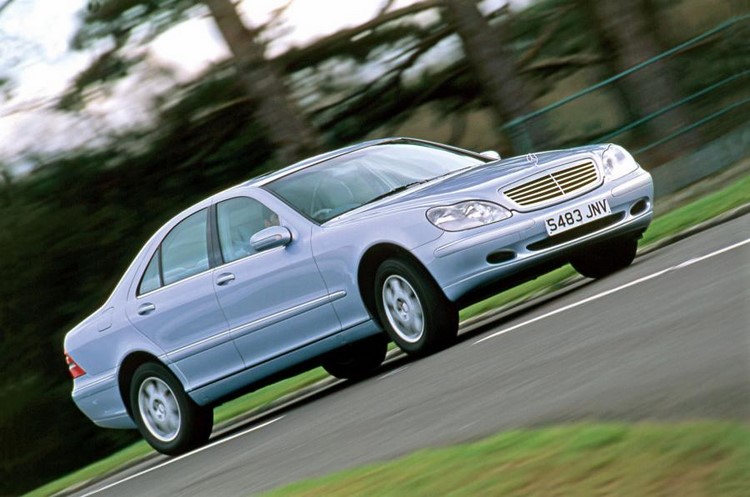 5 loại xế sang cũ giá rẻ đáng mua nhất hiện nay - 5