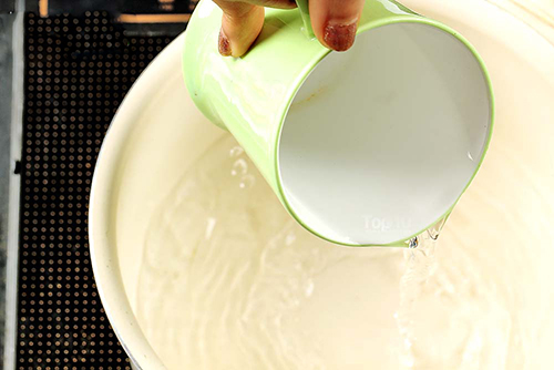 Tự làm nước sả chanh giúp thân hình thon đẹp - 2