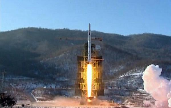 Triều Tiên có thể phóng tên lửa hạt nhân bất cứ lúc nào - 1