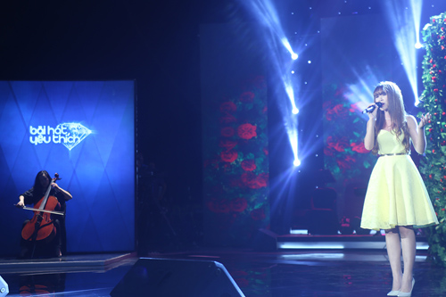 Hồ Quỳnh Hương khoe vóc dáng trẻ trung - 9