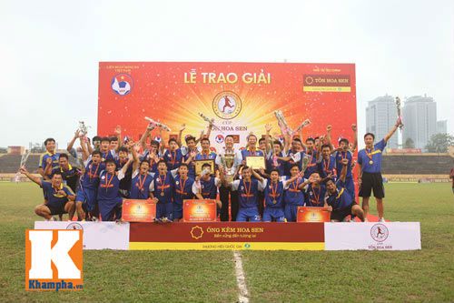 Chung kết giải U19 QG: Đội bóng nhà bầu Hiển mất Cup - 4