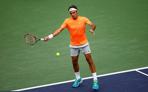 Hot shot: Federer thủ cường, công như ''vũ bão'' - 1
