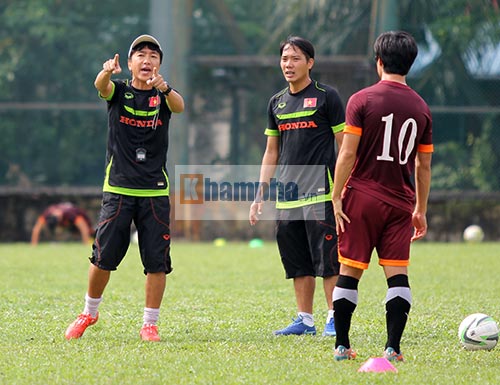 Không bị áp lực, HLV Miura không ngán U23 Malaysia - 1