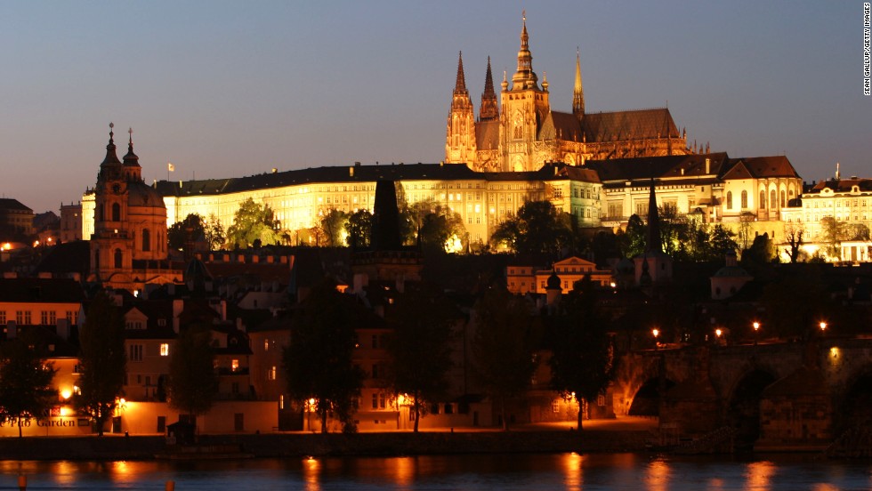Thủ đô Prague của Cộng hòa Séc ở vị trí thứ 5. Đây là năm thứ 2 Prague giữ vững vị trí số 5 của mình.