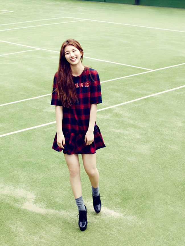 Suzy 'đốn tim' fan hâm mộ bởi vẻ đẹp ngọt ngào và nụ cười tỏa nắng.
