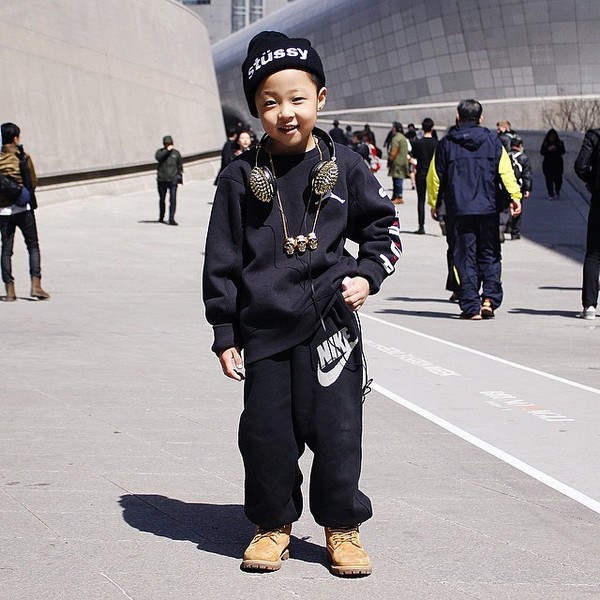 Choáng vì độ sành điệu của nhóc tì tại Seoul FW - 3