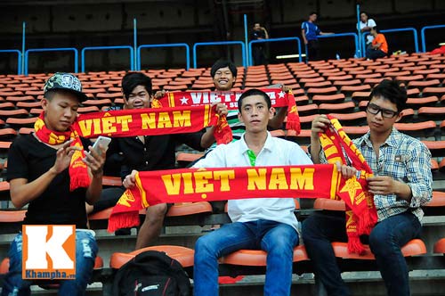 U23 Malaysia - U23 VN: Ngỡ ngàng Công Phượng - 26