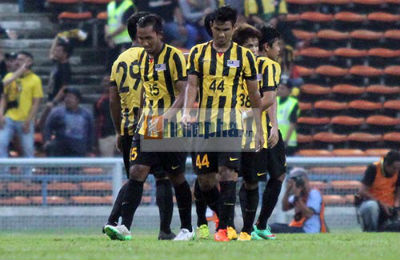 U23 Malaysia - U23 VN: Ngỡ ngàng Công Phượng - 23