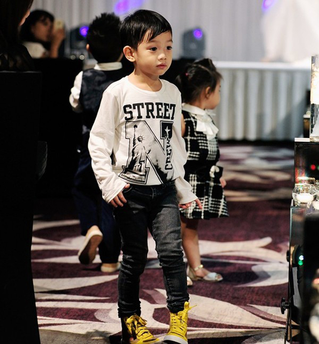 Ngắm 8 nhóc tỳ có tên “kêu” nhất của sao Việt - 14