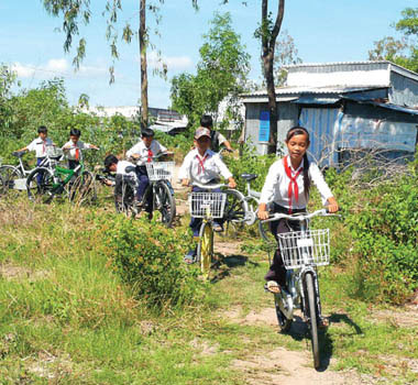 Xe đạp - người bạn đồng hành cùng tuổi thơ của bé - 1