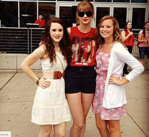 Thiếu nữ nổi tiếng vì giống hệt Taylor Swift - 4