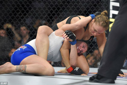 Rousey phản đối trọng nam khinh nữ ở UFC - 2