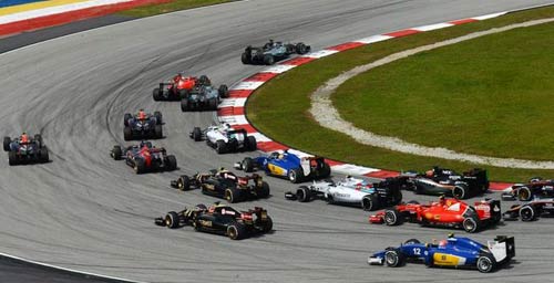 Nhìn từ Malaysian GP: F1 đã "sống lại" - 1