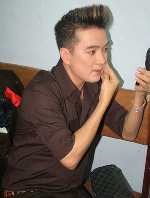 Vào hậu trường xem sao nam Việt 'tô son trát phấn' - 6