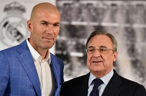 Ronaldo chăm chú nghe Zidane buổi tập ra mắt Real - 14