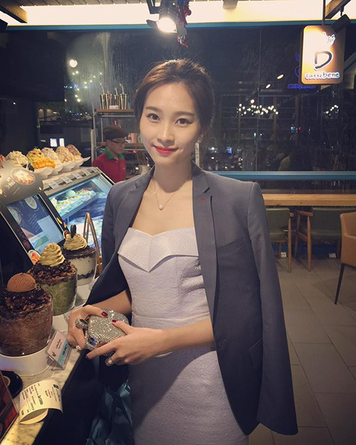 Facebook sao 5/1: Thùy Minh khuyên 'The Remix' nên bỏ MC - 4