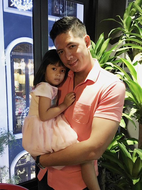 Sao nam Việt hết lòng yêu chiều 'tình nhân kiếp trước' - 8