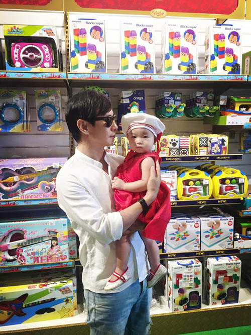 Sao nam Việt hết lòng yêu chiều 'tình nhân kiếp trước' - 9