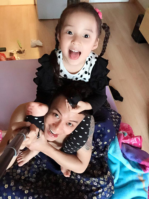 Sao nam Việt hết lòng yêu chiều 'tình nhân kiếp trước' - 11