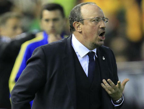 Ronaldo chăm chú nghe Zidane buổi tập ra mắt Real - 13