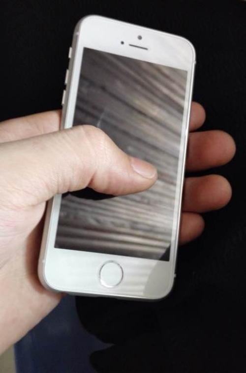 iPhone 6c vỏ kim loại, công nghệ Touch ID lộ ảnh thực tế - 1