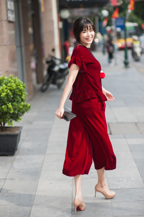 Hoa hậu Thu Thủy khoe vẻ đẹp ‘quên tuổi’ - 5