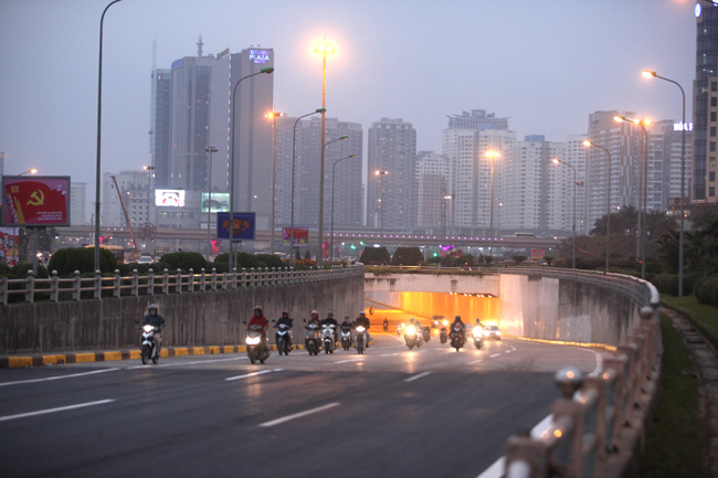 Thông xe 2 hầm chui, cửa ngõ Thủ đô thông thoáng bất ngờ - 12