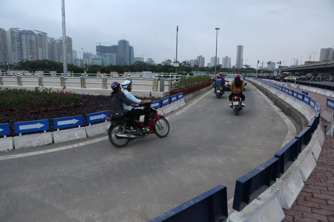 Thông xe 2 hầm chui, cửa ngõ Thủ đô thông thoáng bất ngờ - 4