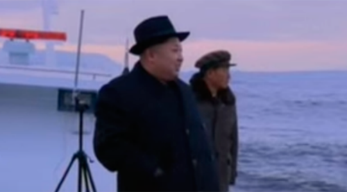 Triều Tiên tung video phóng tên lửa đạn đạo từ tàu ngầm - 1