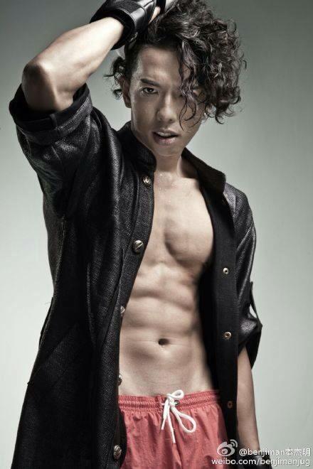 Bỏng mắt trước dàn mỹ nam 6 múi của phim 'nghẽn mạng' TQ - 8