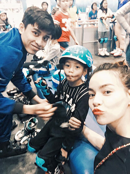 Facebook sao 11/1: Tuấn Hưng khoe ảnh thuở 'ngố tầu' - 2