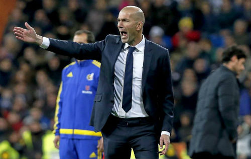 Real đại thắng, Zidane lập kỷ lục 50 năm qua - 1