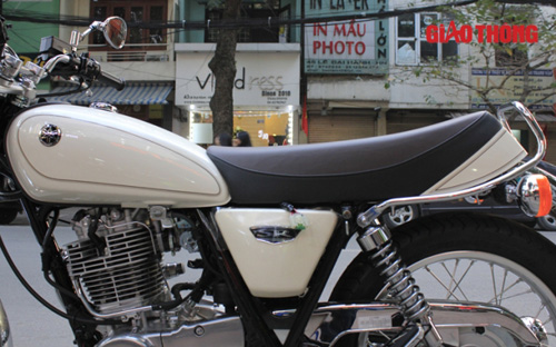 Yamaha SR400, xế cổ tái xuất - 9