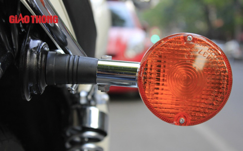 Yamaha SR400, xế cổ tái xuất - 14