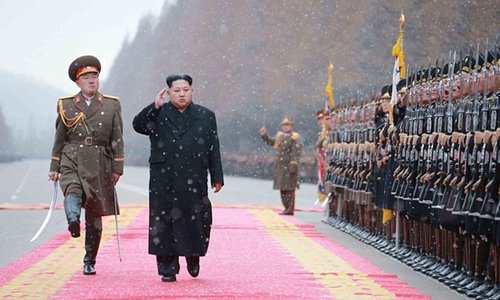Mặc Mỹ đe dọa, Kim Jong-un muốn có bom mạnh hơn nữa - 1