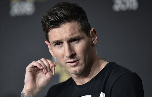 le trao giai Qua bong Vang 2015