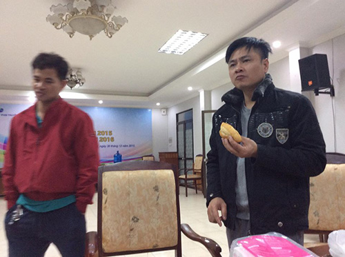 Facebook sao 12/1: Mr Đàm khoe tủ đồ hàng hiệu - 5