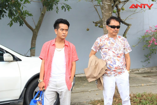 Hùng Thuận tự tay chuẩn bị trang phục cho “Con gái ông trùm” - 4