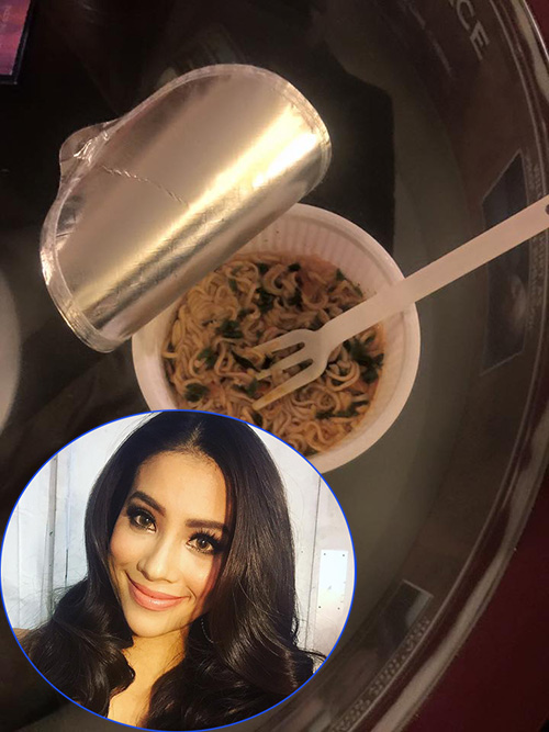 'Chộp' khoảnh khắc mỹ nhân Việt 'ăn nhanh, uống vội' - 5