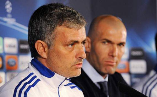 Zidane thất bại, Mourinho sẽ trở lại Real - 1